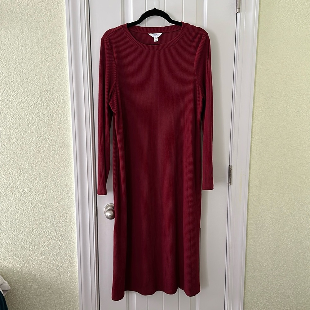 Red long sleeve dress never worn